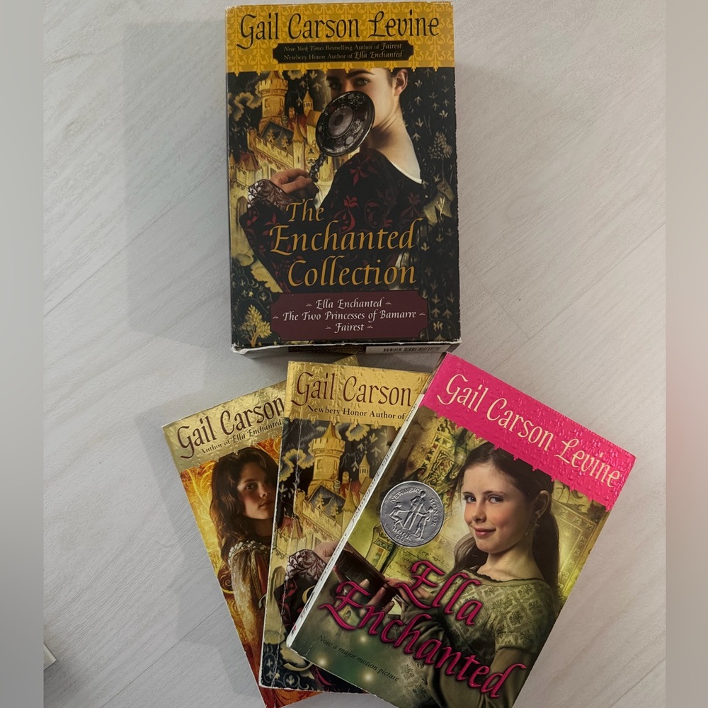 Books for teenagers. The EnchantedS Collection,3 in 1. Used